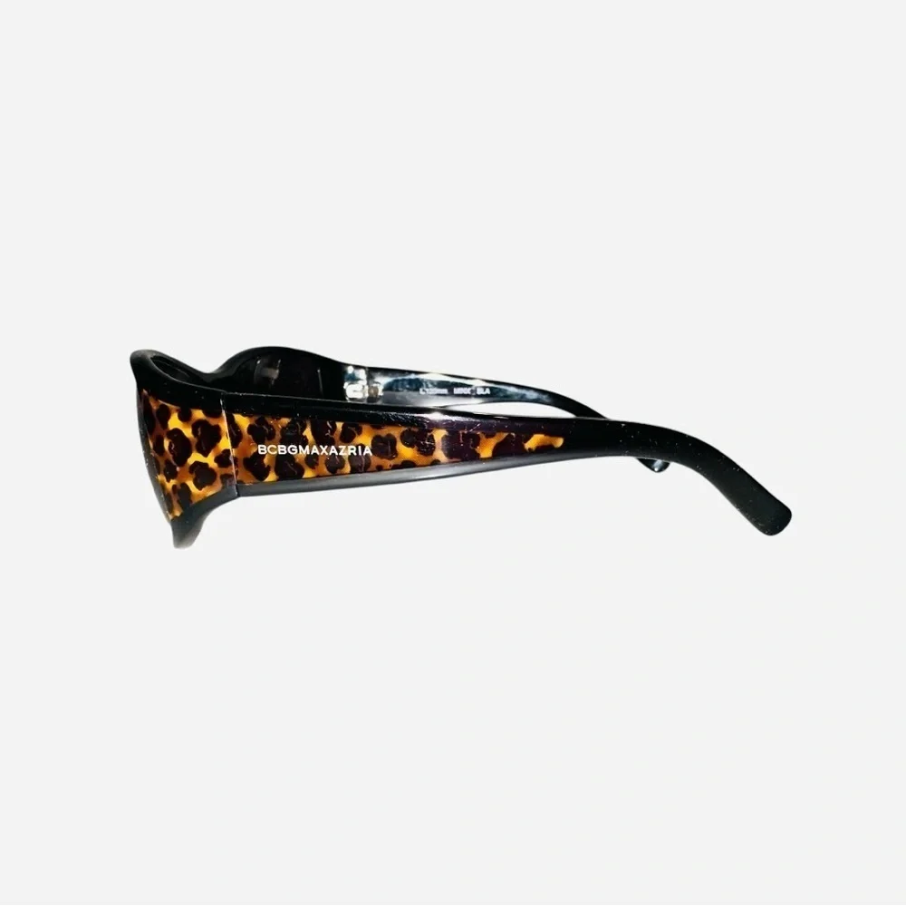 BCBGMAXAZRIA Minx Sunglasses Black w/ Leopard Print Grey UV400 Blocking Lenses